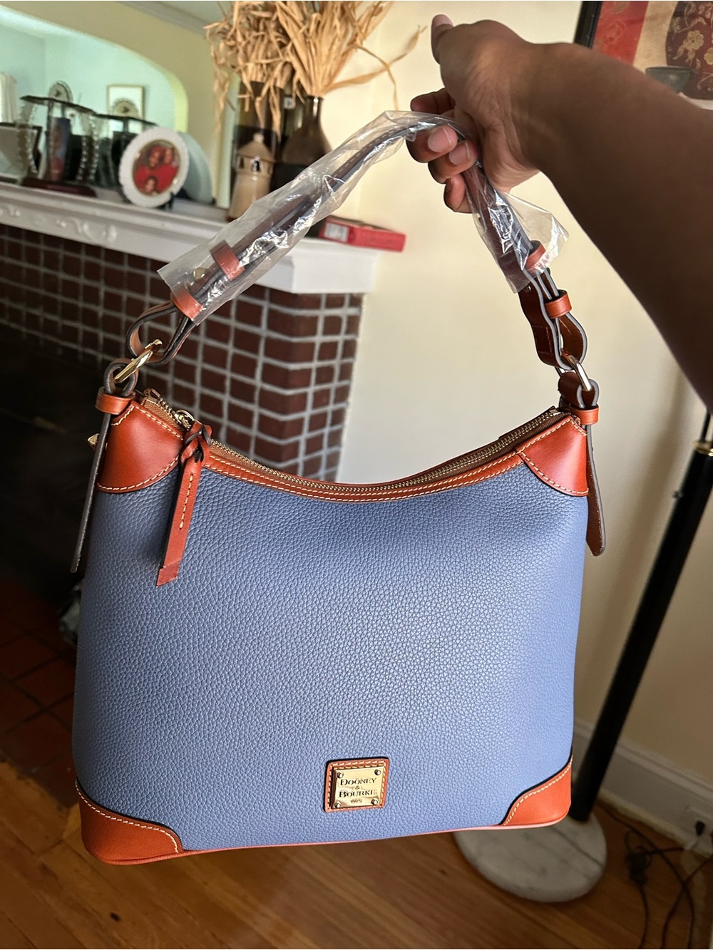 Dooney & Bourke Blue Pebble Leather Shoulder Bag with Tan Trim NWT - Picture 1 of 7